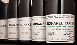 Самый дорогой ящик вина продан в Гонконге Самый дорогой ящик вина продан в Гонконге