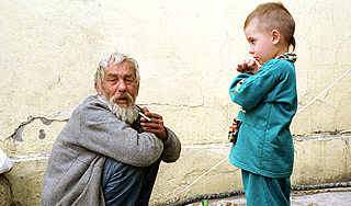 Бомжей поделят на бродяг и бездомных Бомжей поделят на бродяг и бездомных