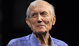 Евтушенко стал лауреатом "Большой Книги" Евтушенко стал лауреатом "Большой Книги"