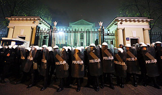 Польша отказалась платить России за ущерб Польша отказалась платить России за ущерб