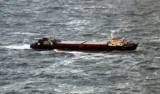 На Каспии спасают российский сухогруз На Каспии спасают российский сухогруз