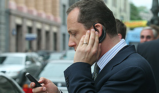 От "мобильного рабства" освободят в апреле От "мобильного рабства" освободят в апреле