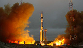 "Прогресс" пристыковали к МКС вручную "Прогресс" пристыковали к МКС вручную