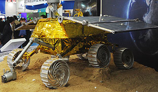 Китайцы отправляют ракету на Луну Китайцы отправляют ракету на Луну