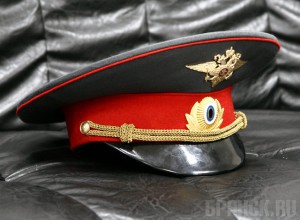 Жительница Сельцо ударила полицейского, приехавшего по ее вызову