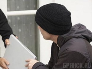 Пустила переночевать - осталась без ноутбука