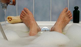 Ноутбук убил сибиряка в ванной Ноутбук убил сибиряка в ванной