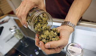 Уругвай легализовал марихуану Уругвай легализовал марихуану