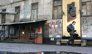 В Петербурге сохранят "Камчатку" Цоя В Петербурге сохранят "Камчатку" Цоя