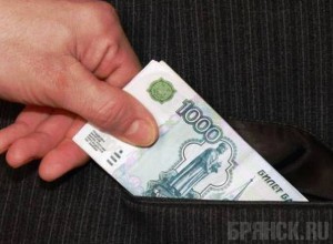 Житель Унечи заплатит 60 тысяч рублей за взятку полицейскому