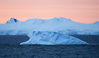 В Антарктиде зафиксирован рекордный мороз В Антарктиде зафиксирован рекордный мороз