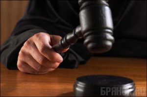 Женщина использовала своего ребенка в банде наркоторговцев