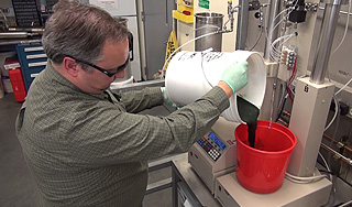 Ученые создали нефть из водорослей за час Ученые создали нефть из водорослей за час