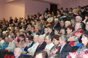 Губернатор Денин возглавил делегацию на съезде животноводов