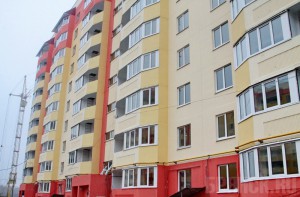 Брянские детдомовцы получили квартиры на улице Флотской