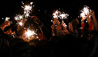 Таджикам запретили новогодние вечеринки Таджикам запретили новогодние вечеринки