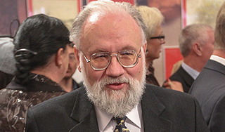 Чуров подарит жене на Новый год планшет Чуров подарит жене на Новый год планшет