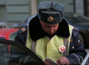 Водитель с «грязными номерами» стал фигурантом уголовного дела