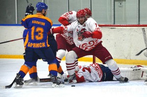 ХК «Брянск» провел первые домашние матчи в новом году