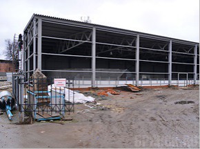 В Бежице подходит к завершению реконструкция ледового стадиона