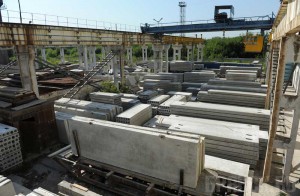 Губернатор посоветовал строительным компаниям перебраться за пределы города