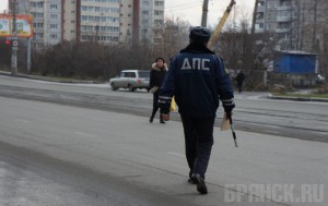 Сотрудники ГИБДД проверили брянских пешеходов