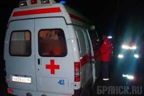 В Брянске «Лексус» протаранил столб
