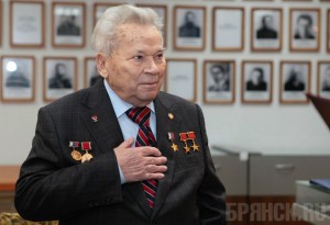 В Брянске появится улица имени Михаила Калашникова Михаил Калашников