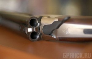 Парни пытались ограбить ларек, угрожая продавцу ружьем