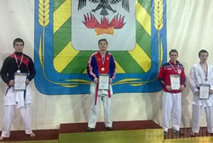 Брянские каратисты стали призерами чемпионата и первенства ЦФО Фото: sport-32