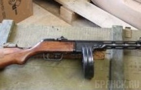Брянские таможенники обнаружили в посылке военный артефакт Пистолет-пулемет системы Шпагина 7,62 мм