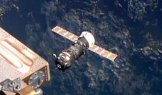 "Прогресс" привез на МКС золотых рыбок "Прогресс" привез на МКС золотых рыбок