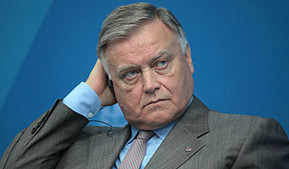 Владимира Якунина вновь готовят к отставке Владимира Якунина вновь готовят к отставке