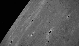 Новейший зонд передал первые снимки с Луны Новейший зонд передал первые снимки с Луны