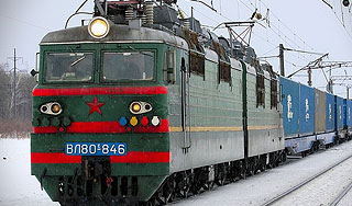 Транссиб встал из-за схода вагонов Транссиб встал из-за схода вагонов