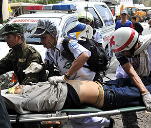 В Таиланде разбился автобус со школьниками В Таиланде разбился автобус со школьниками