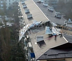 На Новороссийск обрушился мощный ураган На Новороссийск обрушился мощный ураган