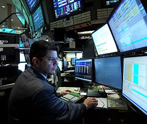 Курс евро ползет к отметке 50,5 рубля Курс евро ползет к отметке 50,5 рубля