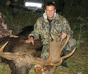 Навальный отказался рассказать про лося Навальный отказался рассказать про лося