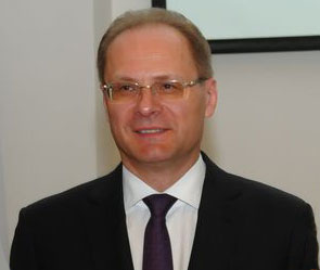 Путин уволил главу Новосибирской области Путин уволил главу Новосибирской области