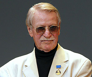 Иван Краско стремительно слепнет Иван Краско стремительно слепнет