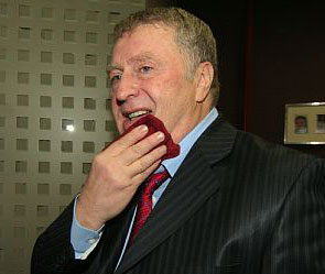 Жириновского накормили солидолом Жириновского накормили солидолом