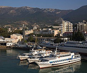 Крым стал частью России Крым стал частью России