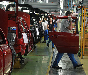 "АвтоВАЗ" потерял почти 8 млрд рублей "АвтоВАЗ" потерял почти 8 млрд рублей