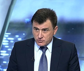 Боженова избавят от госслужбы Боженова избавят от госслужбы