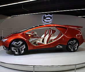 Прохоров продал "Ё-мобиль" за 1 евро Прохоров продал "Ё-мобиль" за 1 евро