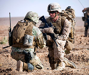 Американский морпех застрелил товарища Американский морпех застрелил товарища