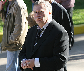 Жириновскому запретили ездить на Украину Жириновскому запретили ездить на Украину