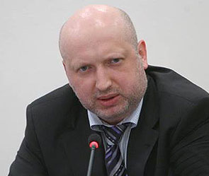 Турчинов экстренно созвал СНБО Турчинов экстренно созвал СНБО