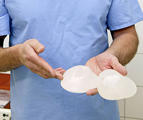 У китаянки за ночь исчезла грудь У китаянки за ночь исчезла грудь